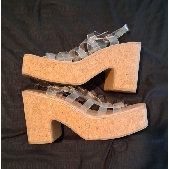 Torrid Lucite Cage Platform Wedge Heels S 11WW Clear Jelly Straps Court Sandal - Picture 5 of 10